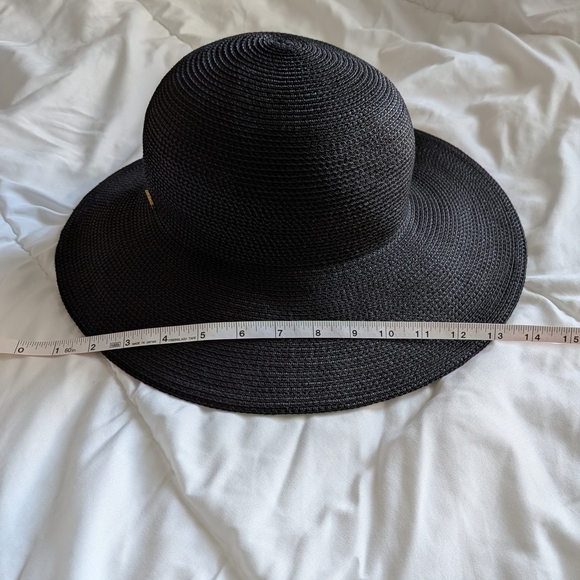 Eric Javits Black Straw Hat🖤 - Picture 4 of 7